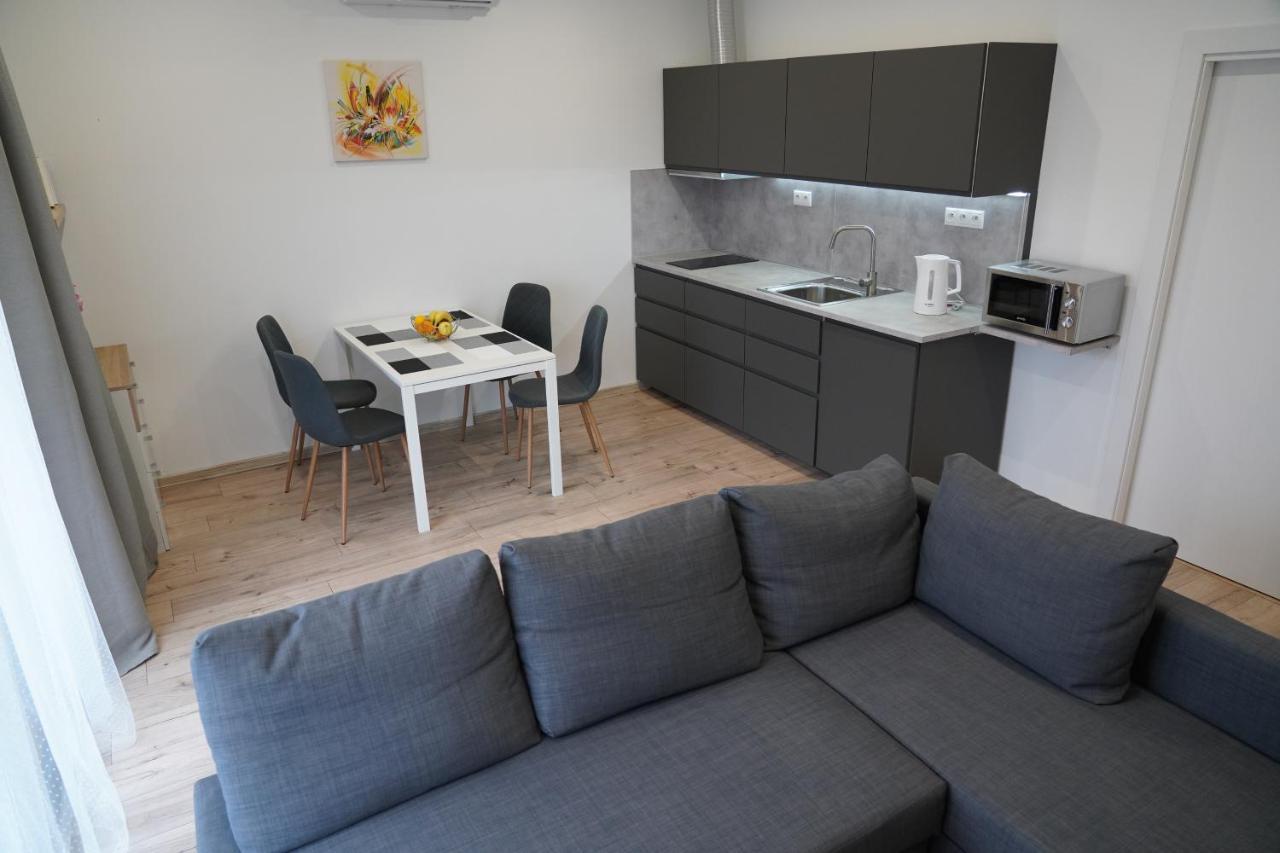 Apartman Zuzana Nesvady Ngoại thất bức ảnh
